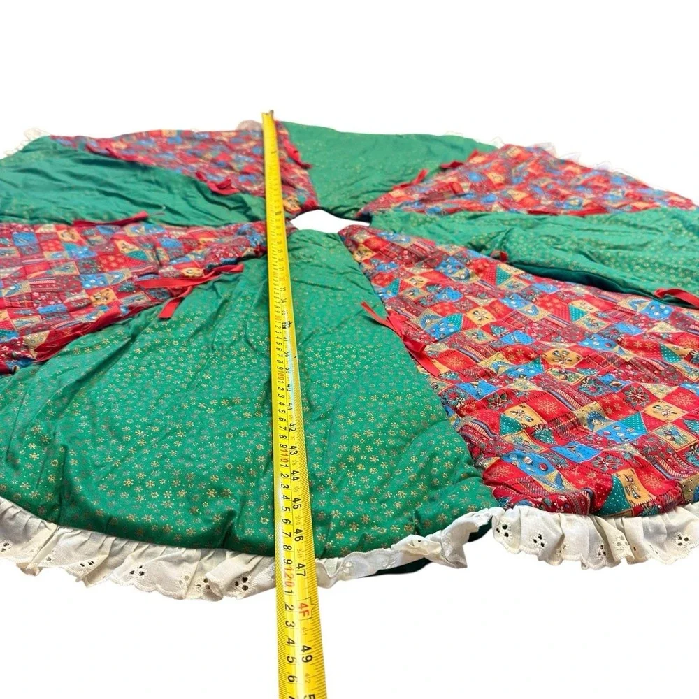 Vintage Christmas Tree Skirt Quilted Round Ruffle Reversible Country Patchwork